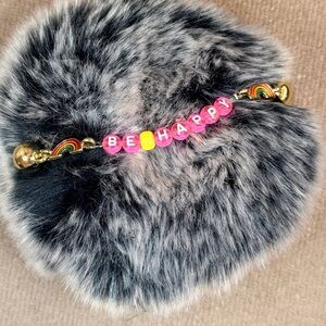 Be happy croc charm chain 🌈